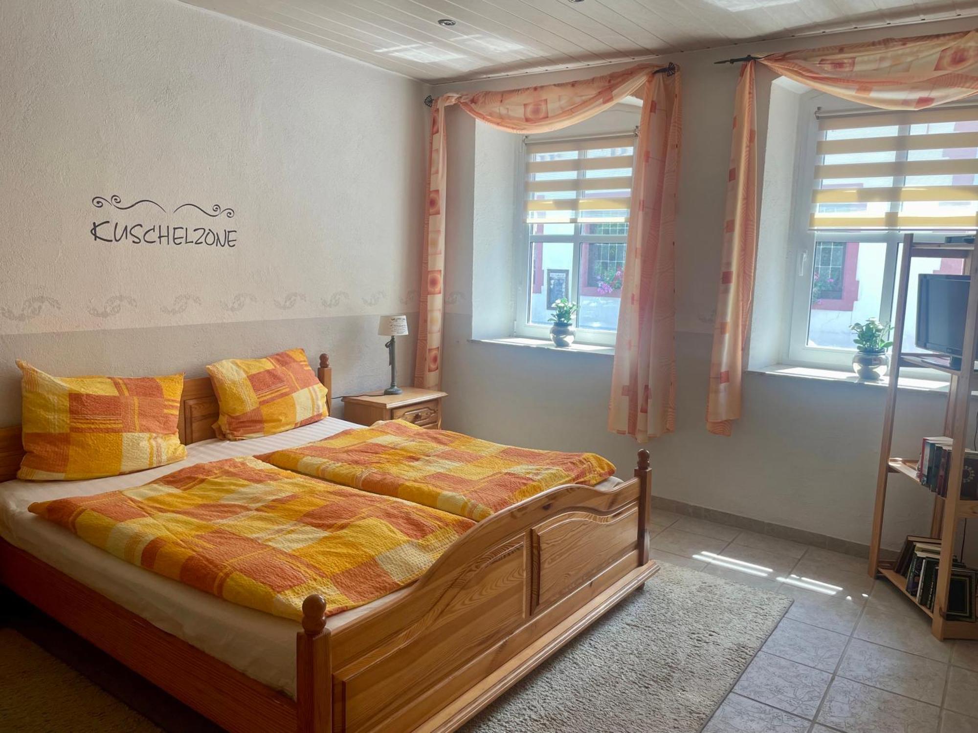 Ferienwohnung Minnies-Schiefertraum Brauneberg Exterior foto